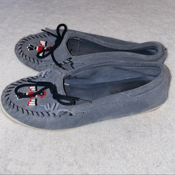 Minnetonka Moccasins - Picture 4 of 5